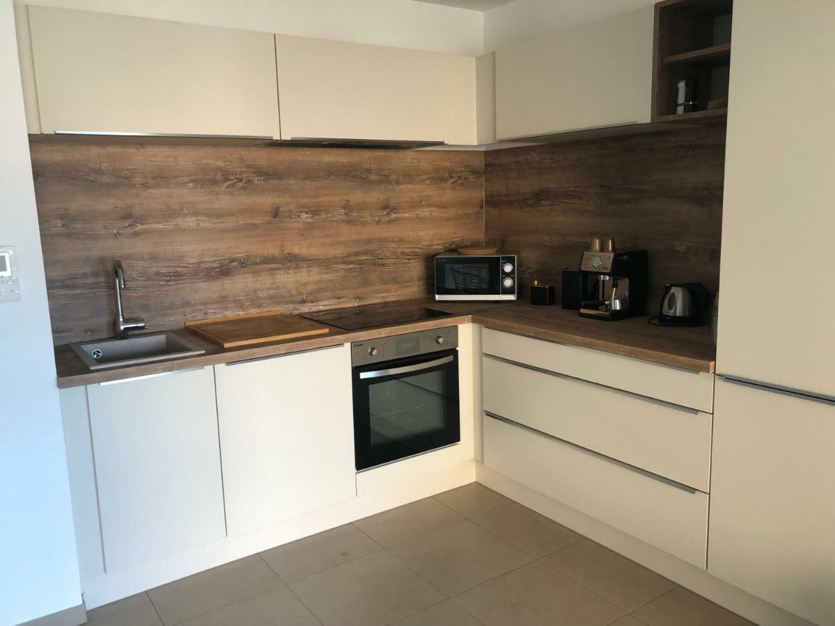 Fronte Di Mare Apartment Проприано Екстериор снимка