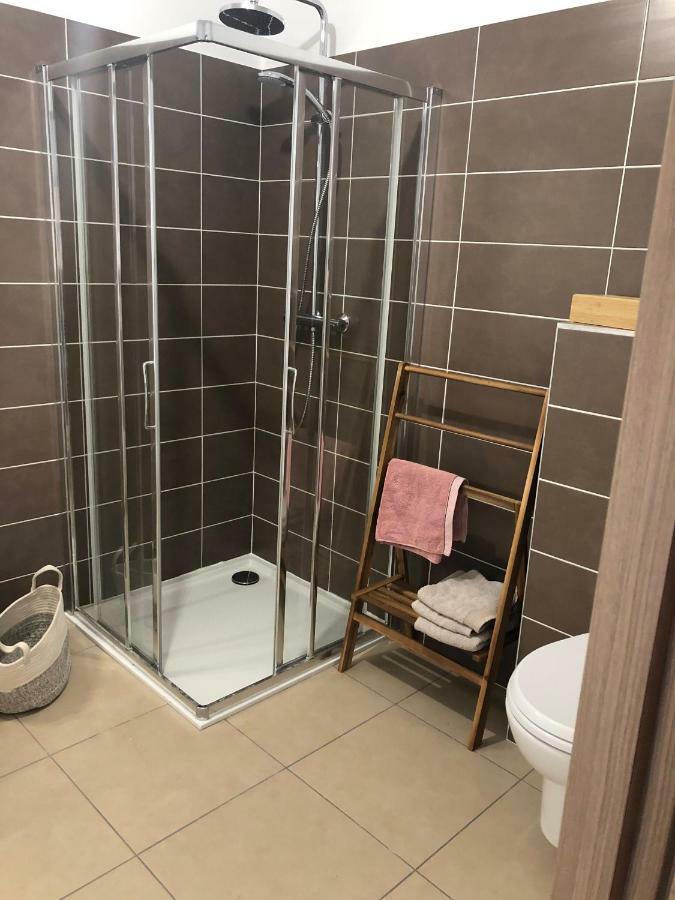 Fronte Di Mare Apartment Проприано Екстериор снимка